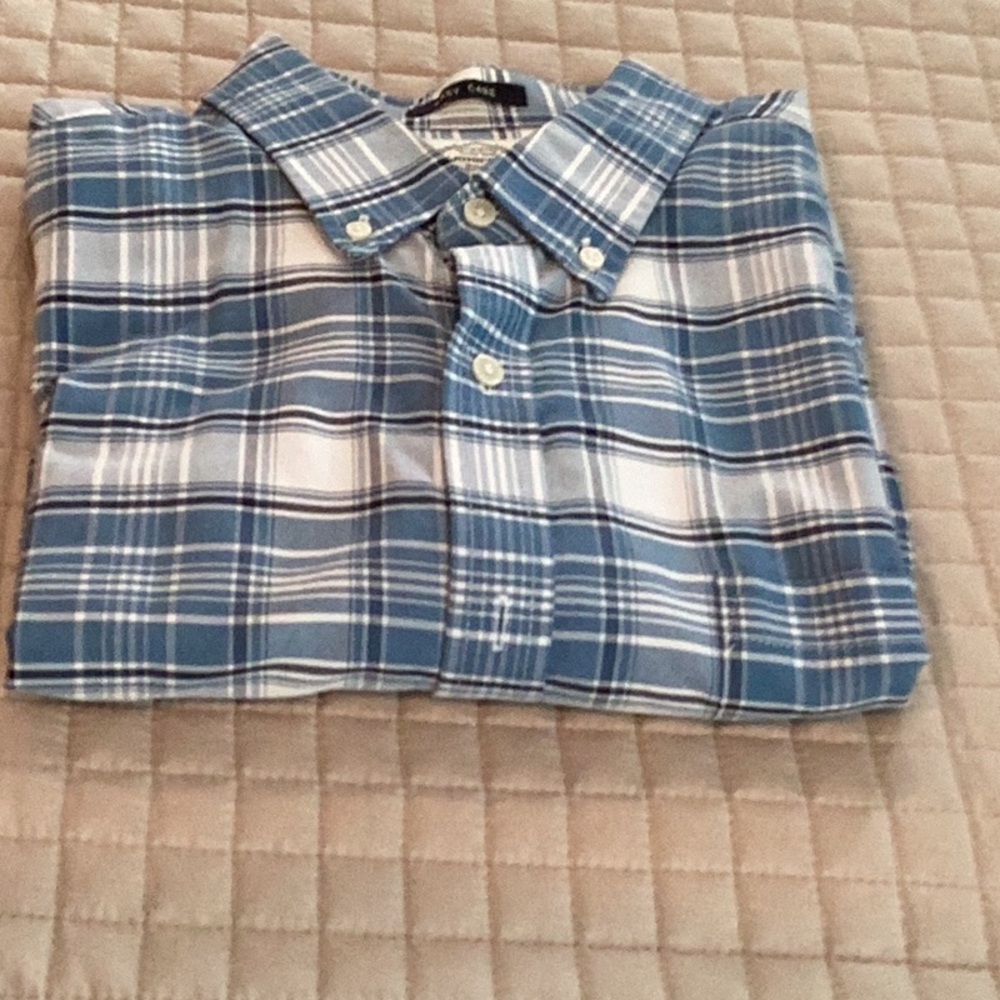 Men’s short sleeve shirt, size XL
